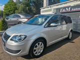 Volkswagen Touran Freestyle Automatik*7-SITZER*NAVI*XENON* - Volkswagen Touran aus 2010: Freestyle