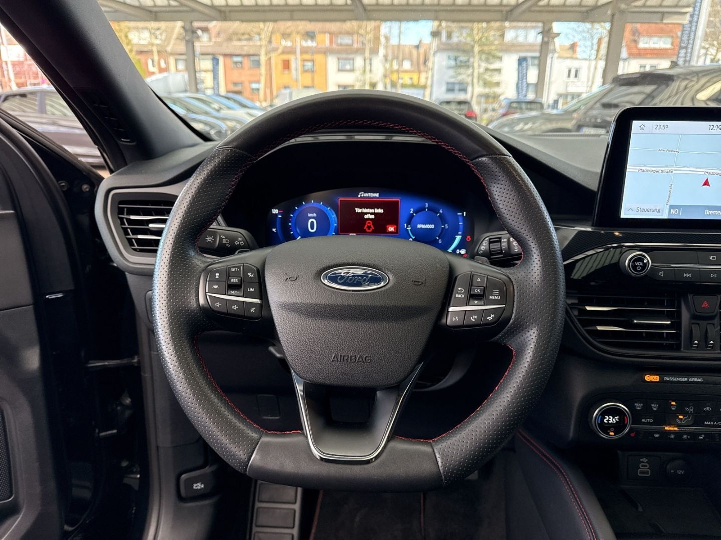 Fahrzeugabbildung Ford Kuga ST-Line X AHK schwenkb.Panorama-Schiebedach