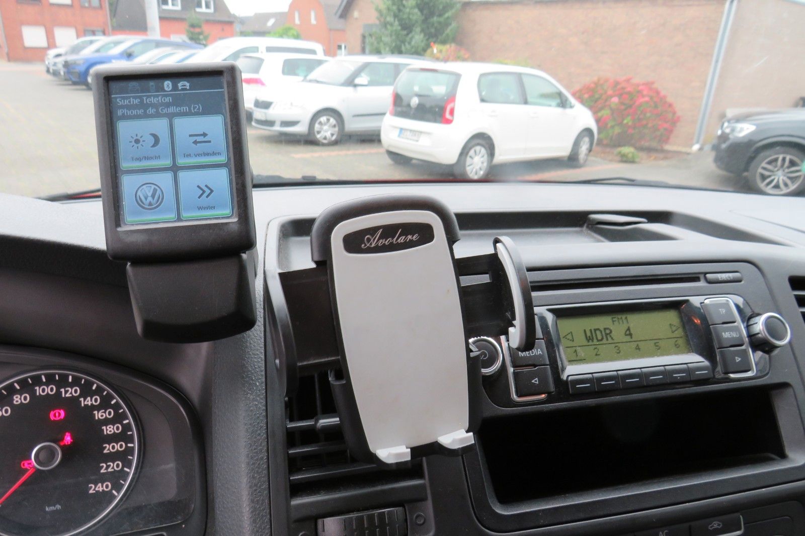Fahrzeugabbildung Volkswagen T5 Kombi 4-Motion AHK 7 Sitz 158.000km