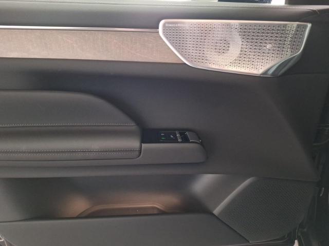Volvo ES90 Ultra Single Motor Extended Range B&W Pilot