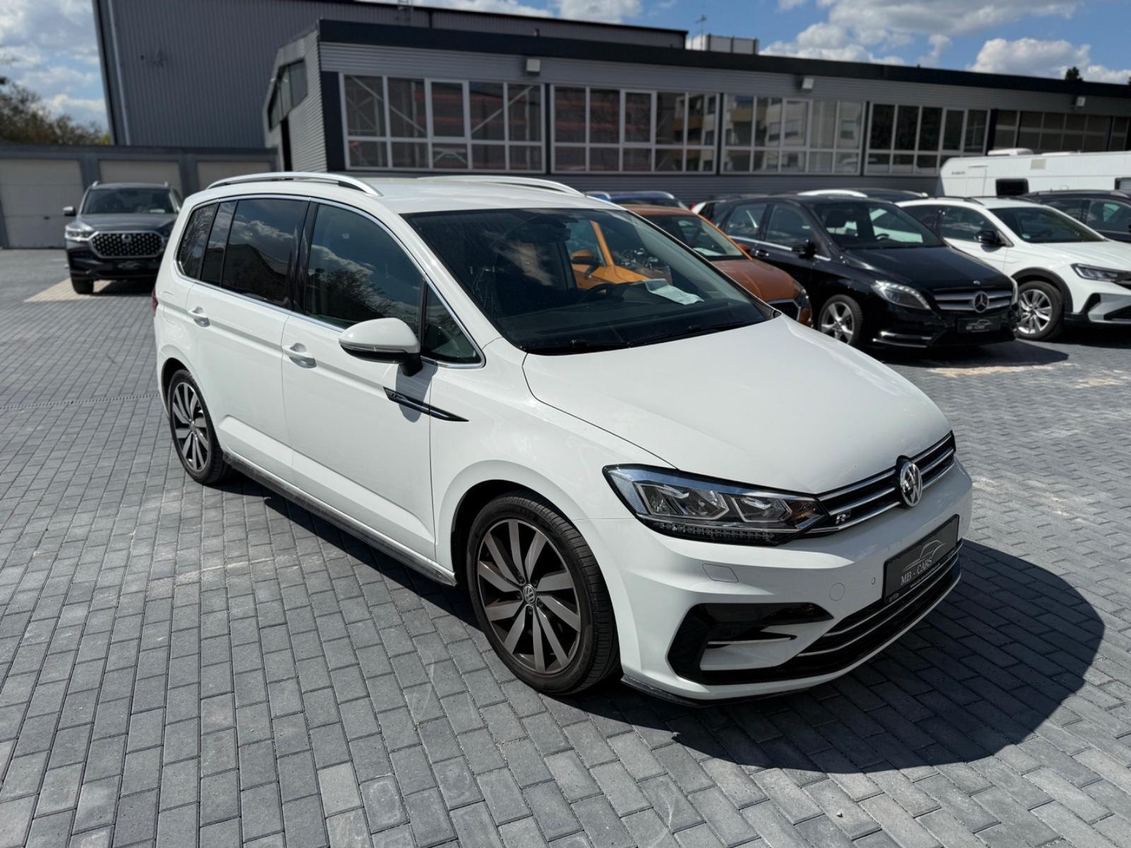 Volkswagen Touran R-Line*AUTO*NAVI*AHK*LED*18ZOLL