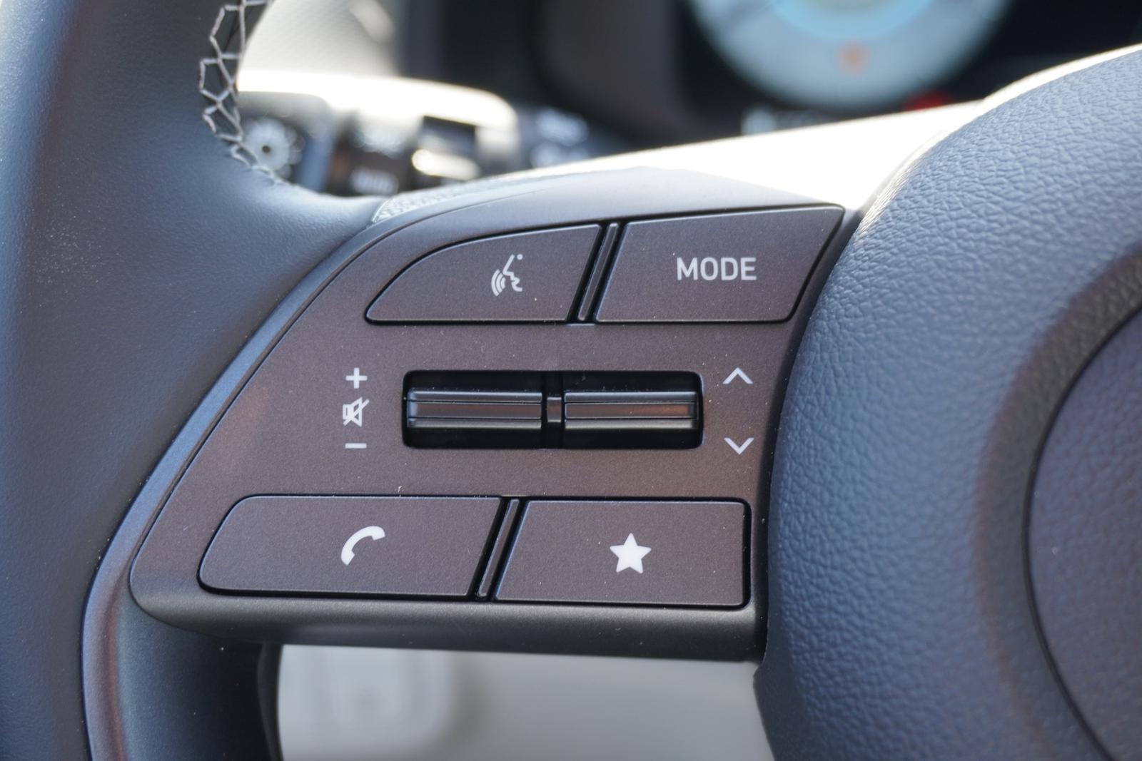 Hyundai i20 1.2 Navi Kamera Android Apple DAB Spurhalte