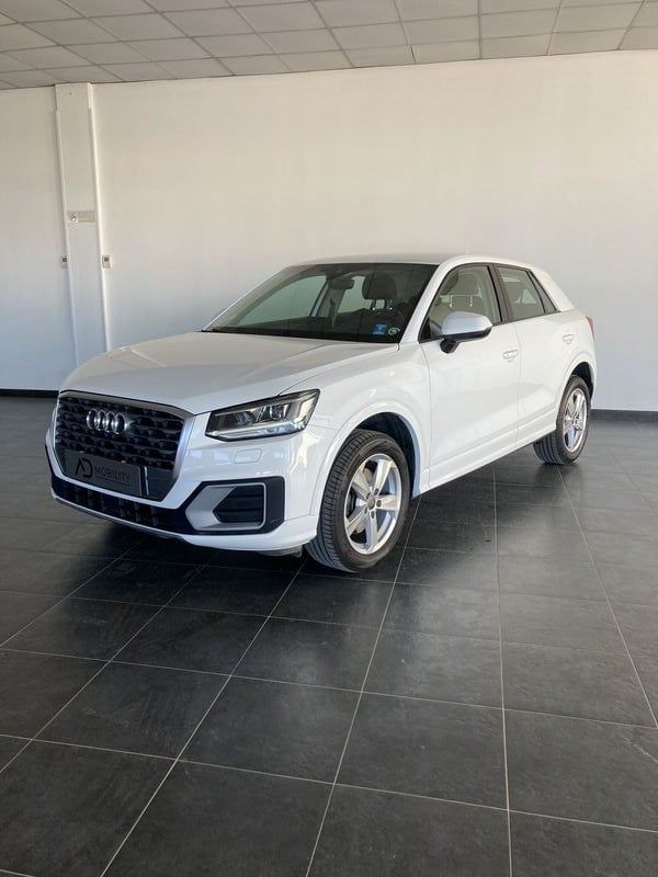 AUDI Audi Q2 1.6 TDI DESIGN