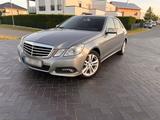 Mercedes-Benz Mercedes Benz E-Klasse E300 - gebrauchte Mercedes-Benz E 300 aus dem Jahr 2010