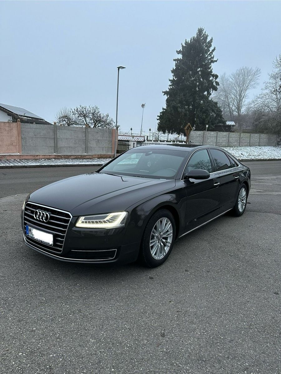 AUDI Audi A8 3.0 TDI QUATTRO/KLIMA/EURO6/LED/SHZ