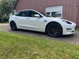 Tesla Model 3 Performance Allradantrieb mit Dualmotor