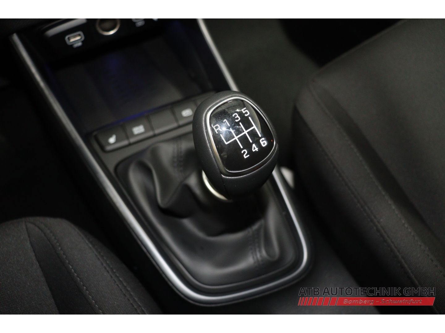 Fahrzeugabbildung Hyundai i20 Trend 1.0 T-Gdi 48V iMT Komfortpaket Navi SH