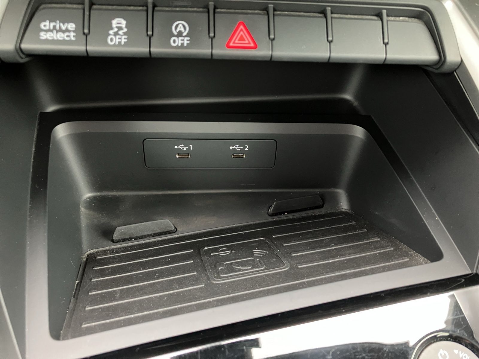 Fahrzeugabbildung Audi A3 Limousine 40 TDI quattro MATRIX NAVI STANDH K