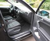 Volkswagen Tiguan AD1, 2.0 TDI SCR DSG Highline + R-Line - VW Tiguan von privat