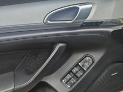 Fahrzeugabbildung Panamera Diesel 3.0 Luftfederung AD Niveau Navi