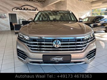 Volkswagen Touareg - 2