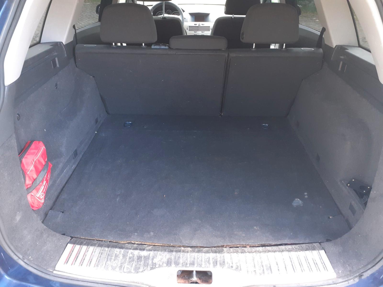 Opel Astra 2007 — photo 8