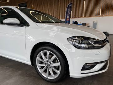 Volkswagen Golf VII Lim. Highline 1.5 TSI *1.HAND*LED*AHK*