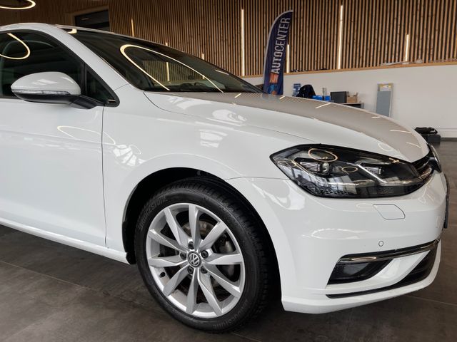Volkswagen Golf VII Lim. Highline 1.5 TSI *1.HAND*LED*AHK*