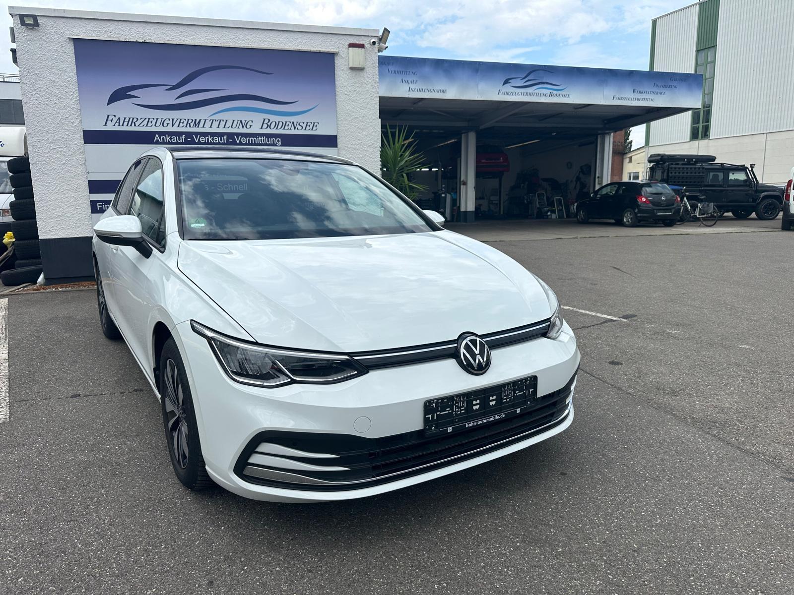 Volkswagen Golf VIII Lim. MOVE 1.5 eTSI 96kW 7-Gang DSG — 3