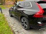 Volvo XC60 D5 AWD R Design R  Top Austattung - Volvo XC60 in Duisburg