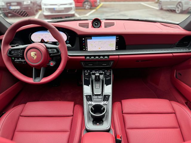 Porsche 911 992 CARRERA CHRONO LIFT PANO FACELIFT KREIDE