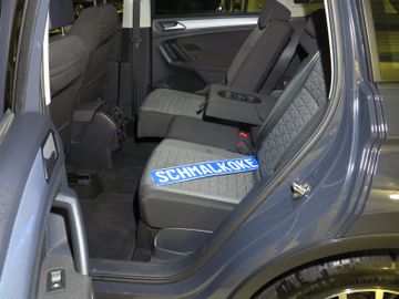 Volkswagen Tiguan - 5