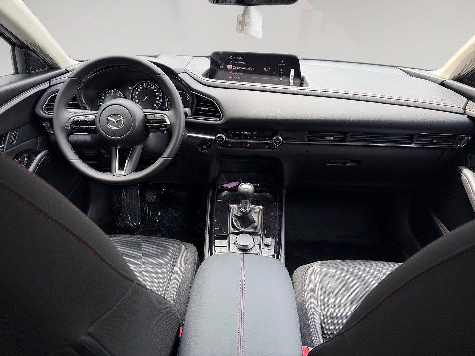 Fahrzeugabbildung Mazda CX-30 2.5i 140PS Homura