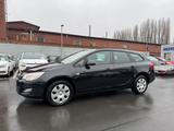 Opel Astra J Sports  Selection*TÜVNEU*SERVICE NEU* - Opel Astra: Selection