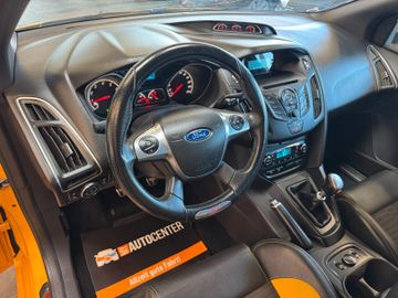 MYAUTOCENTER – Gebraucht- und Jahreswagen mit Werkstattservice in Pfaffenhofen Ford Focus *RECARO*SPORT*SitzHZ*2-ZONEN*TÜV 0127*