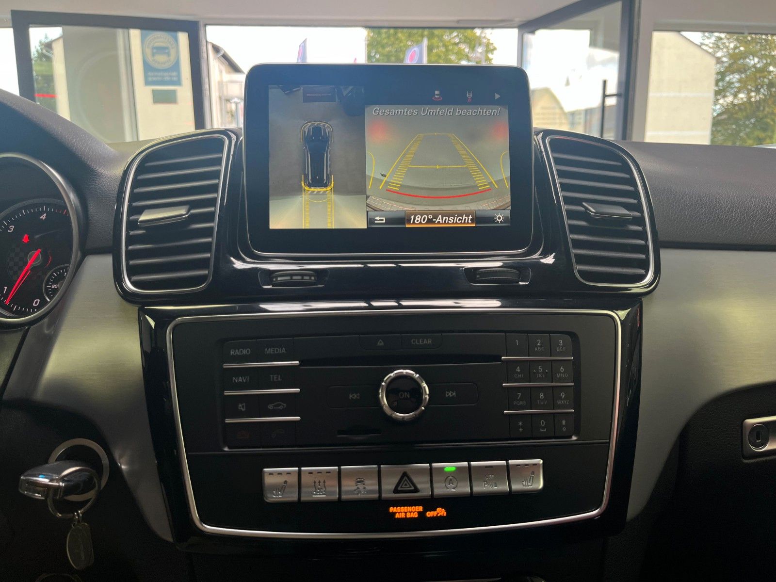 Fahrzeugabbildung Mercedes-Benz GLE 350d 4Matic*Pano*360°*LED*AHK*Nappa*Ambiente