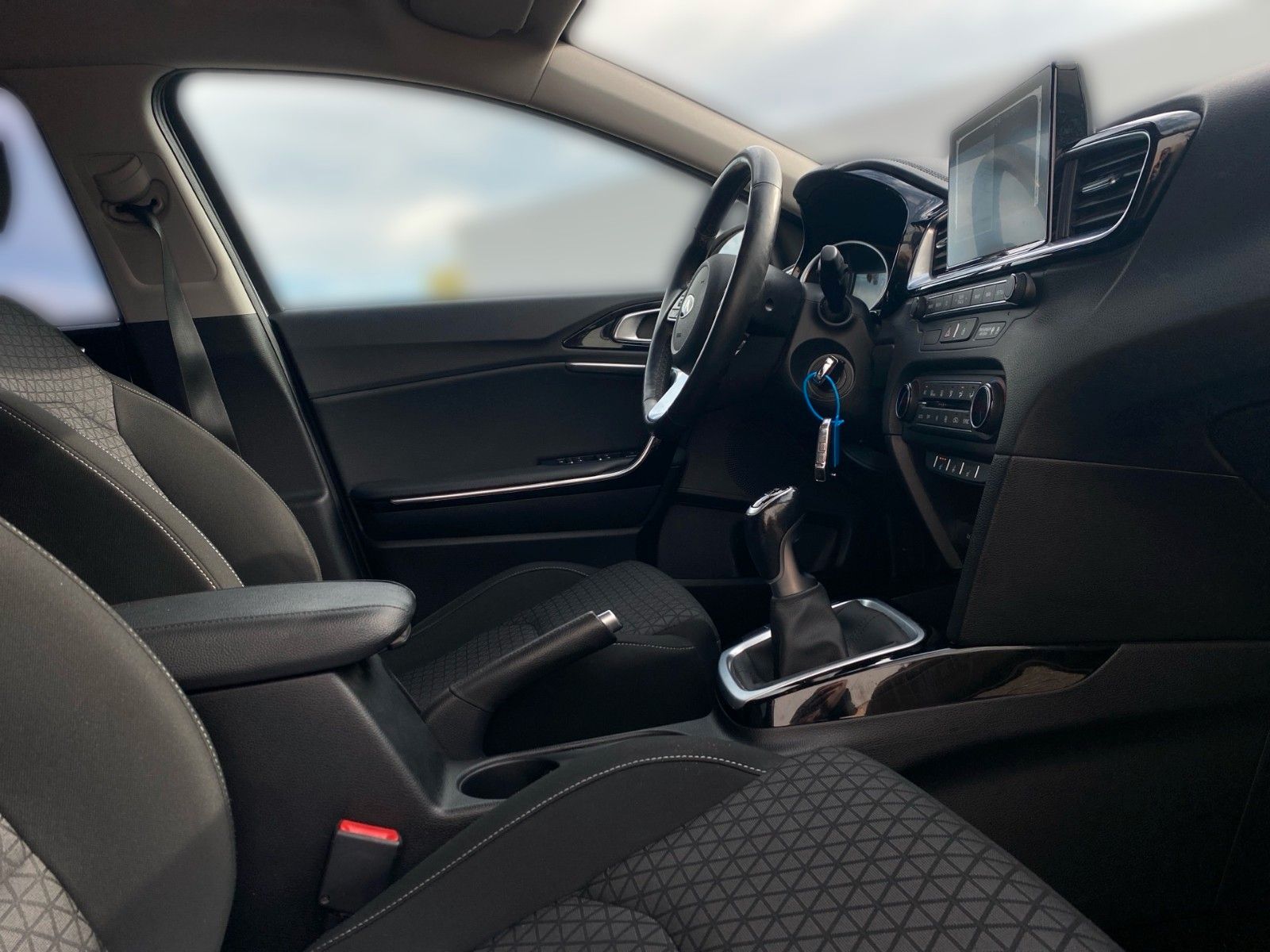 Fahrzeugabbildung Kia Ceed 1.4 Vision Navi Komfort