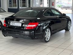 MERCEDES-BENZ C 250 Coupe CGI BlueEfficiency AMG Line