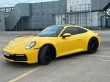 Porsche 992 Carrera 4S Coupé Carrera S 450HP - Porsche 992 mit Benzin-Antrieb: Coupe, Automatik