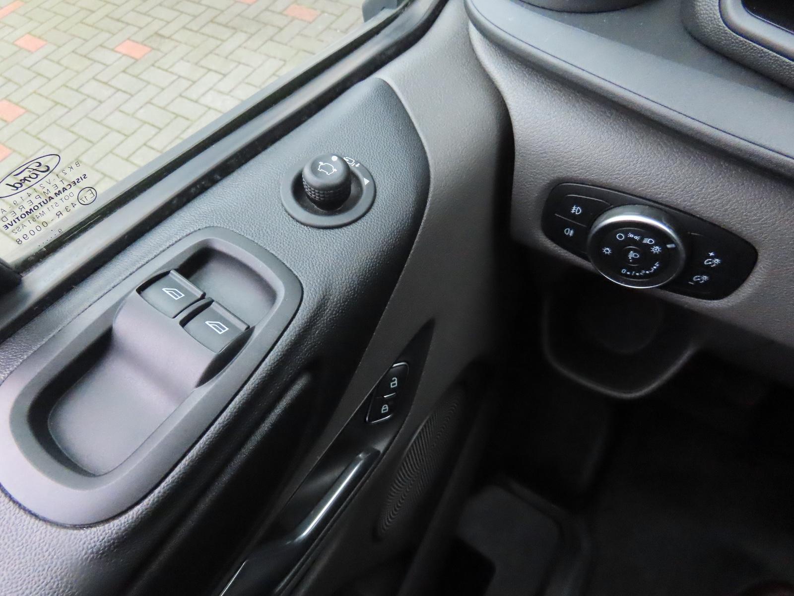 Ford Transit Custom 320 L1H1 Klima PDC 9 Sitze