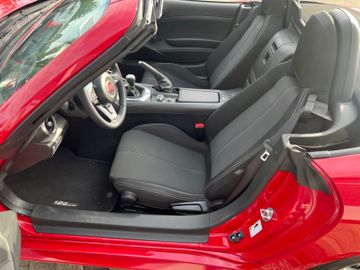 Fahrzeugabbildung Fiat 124 Spider Navi PDC Klima Top uvm.