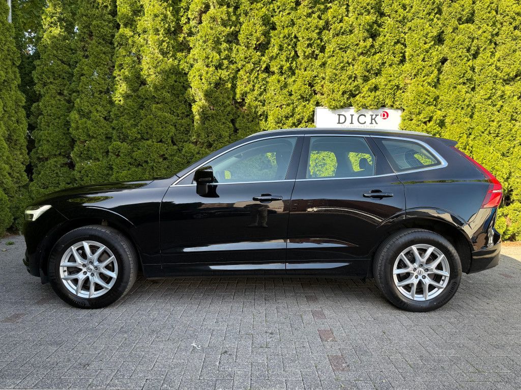 Fahrzeugabbildung Volvo XC60 Momentum Pro 2WD LED+NAVI+AHK+KAM+PARK+DAB+