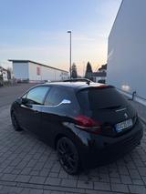 Peugeot 208 1.2 Allure PureTech 110 STOP & START Allure - Peugeot 208 PureTech Gebrauchtwagen