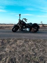 Harley-Davidson Softail Cross Bones - CHOPPER CRO