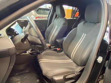 Bild 7 Opel CORSA GS 100 PS LED-SCHEINWERFER RFK WINTERPAKET