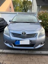 Toyota Verso 2.0l D-4D - - gebrauchte Toyota Verso aus dem Jahr 2009