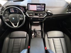 Fahrzeugabbildung BMW X4 xDrive 30d -- AHK/ Innovation/ Memory/ Leder