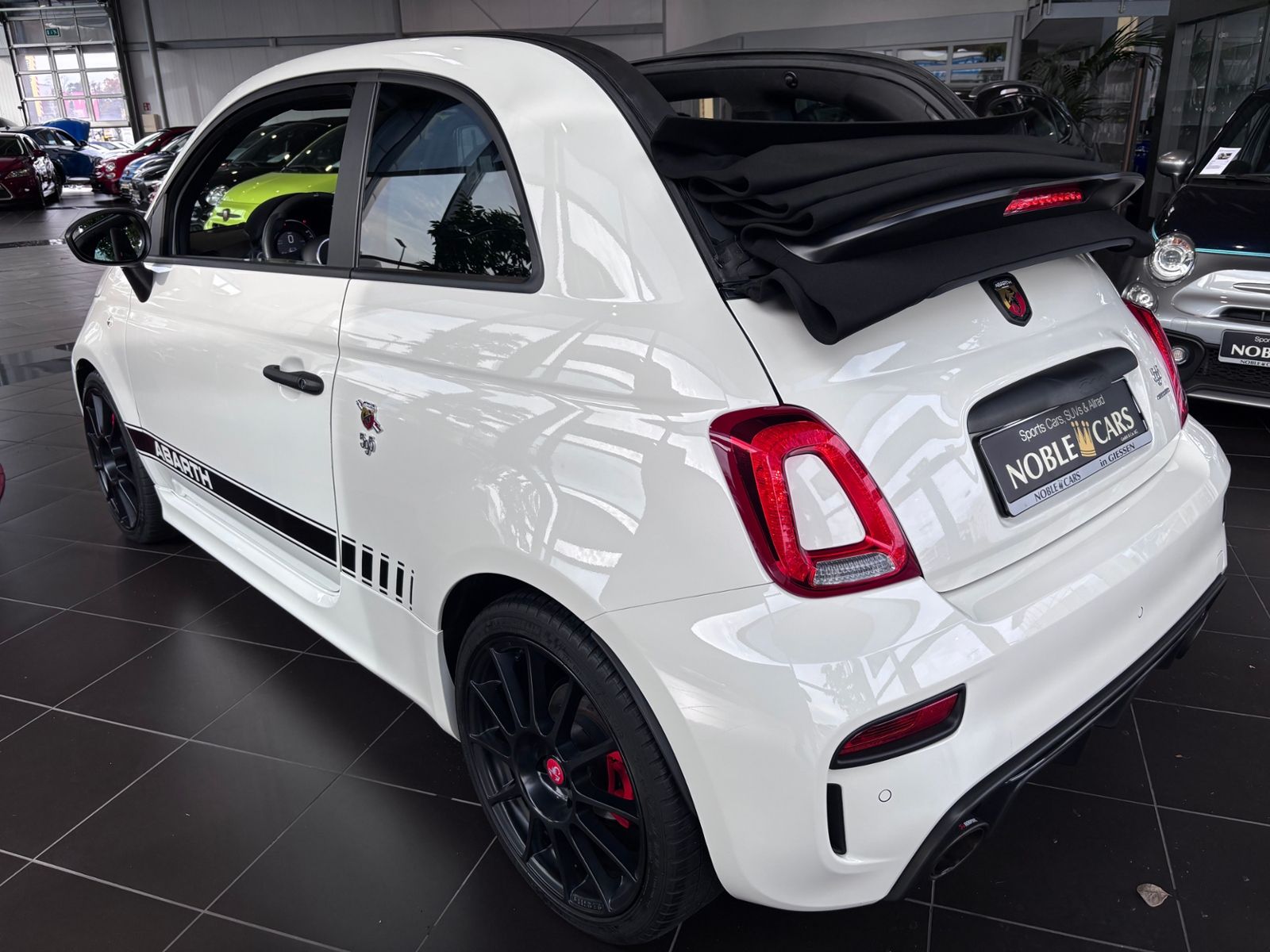 Fahrzeugabbildung Abarth 595 C esseesse BEATS XENON NAVI ALU