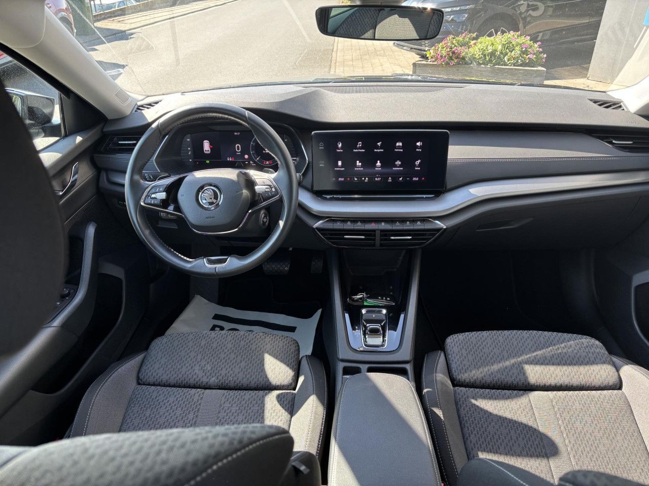 SKODA Octavia Combi 2.0 TDI Ambition AHK