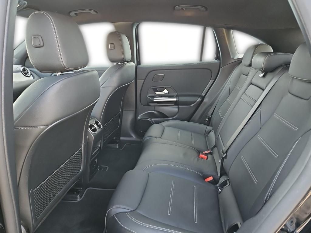 Fahrzeugabbildung Mercedes-Benz EQA 250 AMG Leder ACC Keyless LED Kamera Sound