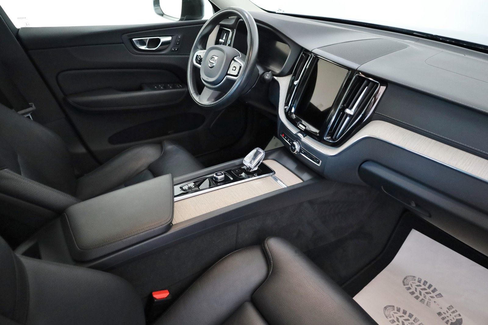 Fahrzeugabbildung Volvo XC60 T6 AWD Inscription,Leder,Navi,ACC,Panorama