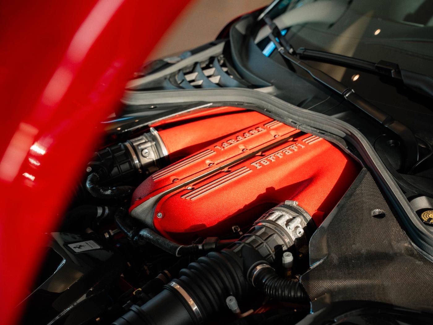 Ferrari 12Cilindri Panoramadach*Lift*HiFi-Burmester