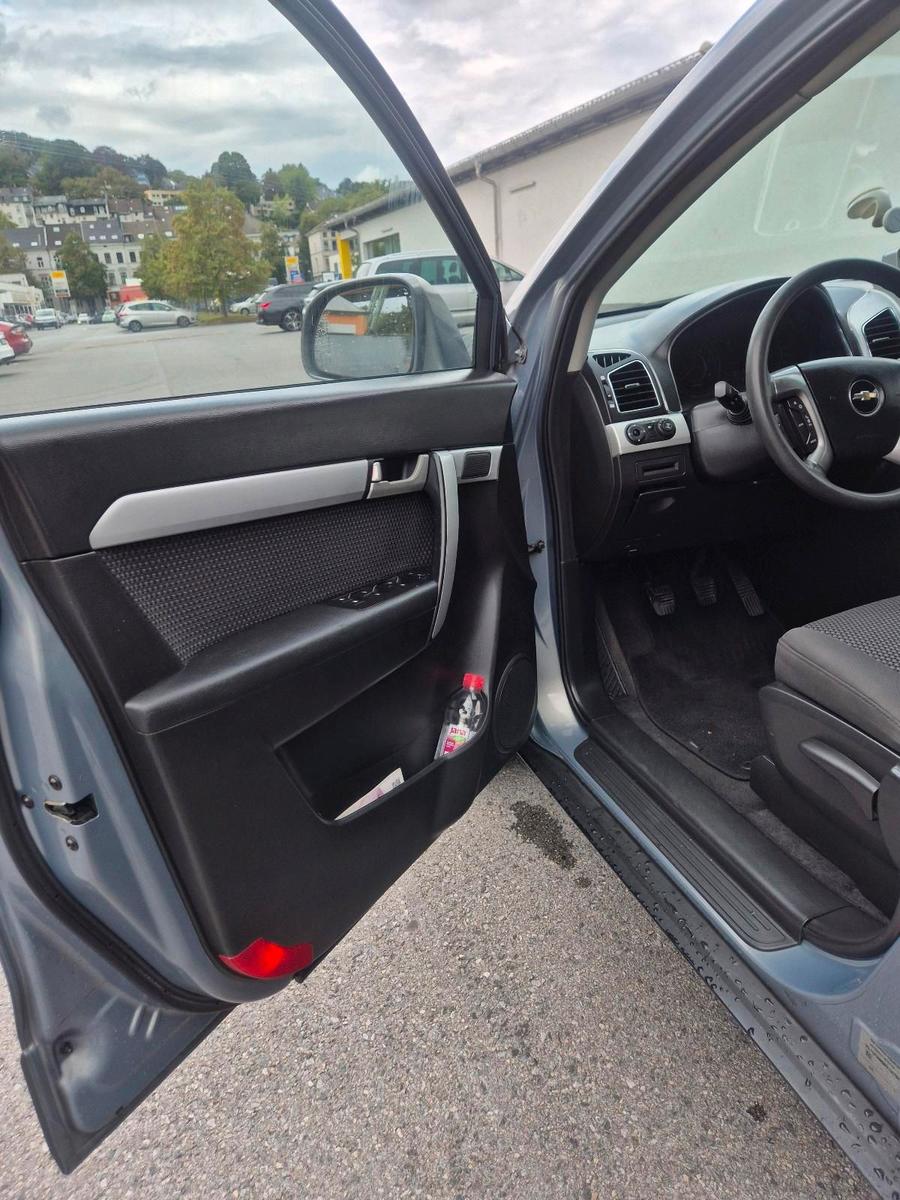 Chevrolet Captiva 2012 — photo 13