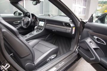 Porsche 991 Turbo*ACC,PDCC,LED,Chrono,Carbon,Sitzbelüft*