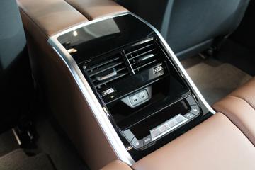 صورة مصغرة 24 لـ 2020 BMW M8