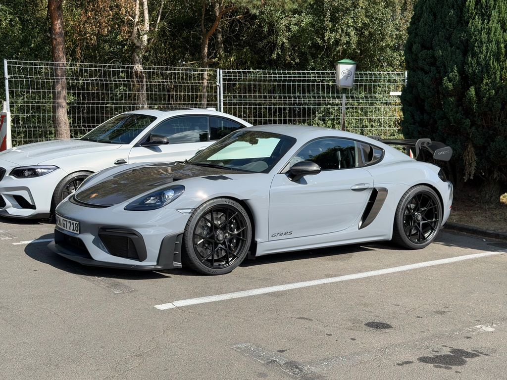 Image of Porsche Cayman