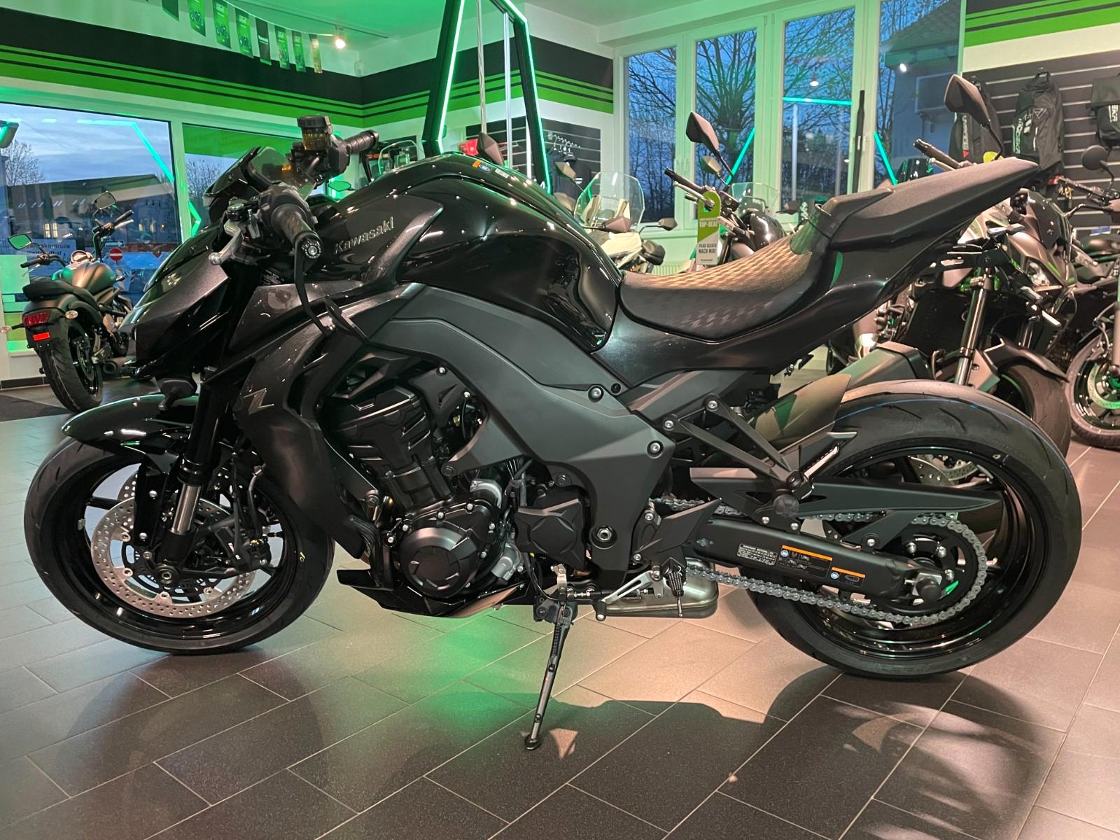 Kawasaki Z 1100 Lauflichtblinker + Zubehör