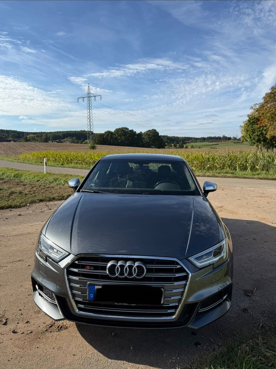 AUDI S3 Limousine    Steuerkette Neu!!