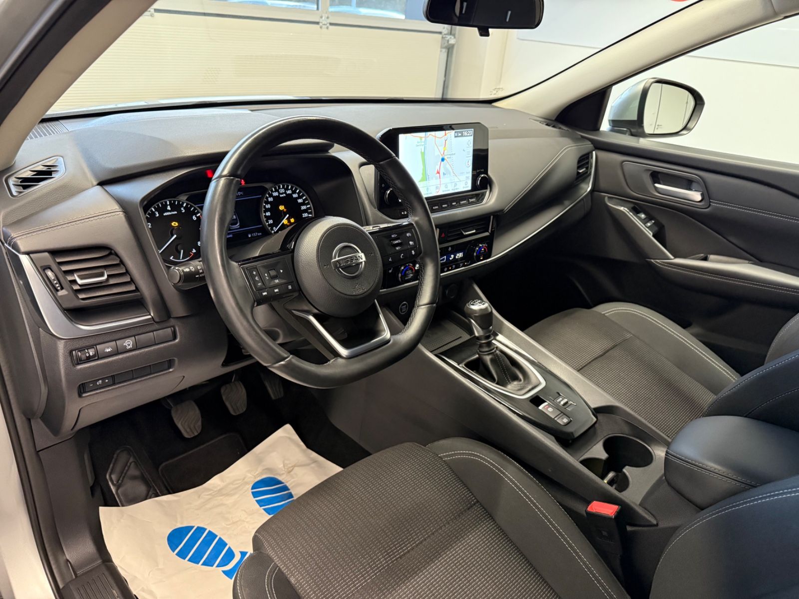 Fahrzeugabbildung Nissan Qashqai Acenta Nissan Connect Winter