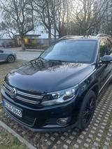 Volkswagen Tiguan 1.4 TSI 90kW BlueMotion Tech Exclusiv...